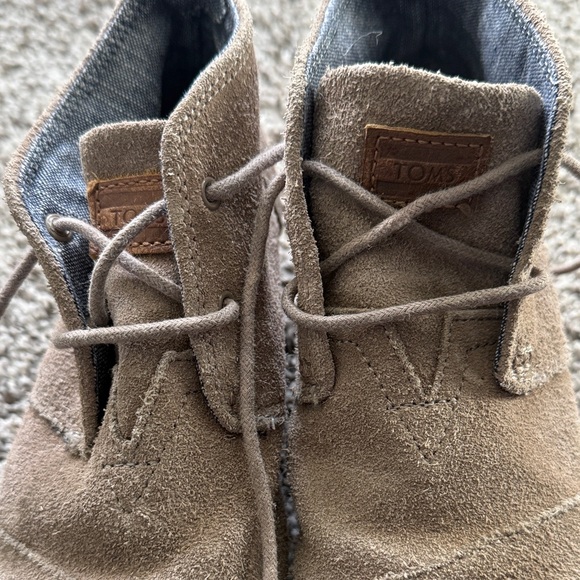 Toms Girls Tan Suede Ankle Boots - Picture 3 of 5